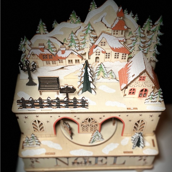 Martha Stewart LED Winter Village with Music - Picture 5 of 7